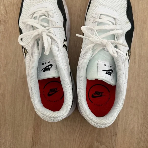 Nike Women's Air Max SC Sneakers, Size 8.5 - Picture 6 of 8
